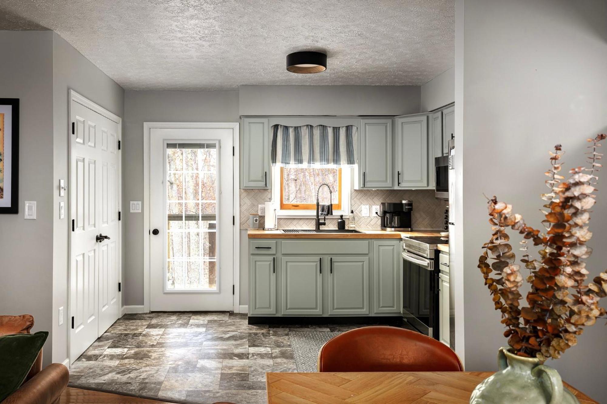 Shenandoah Dog Friendly Cabin With River Access, Hot Tub, Fire Pit, Bbq, Outdoor Dining Eksteriør billede